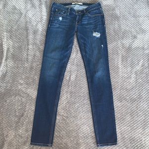 Hollister Distress Medium wash Jeans